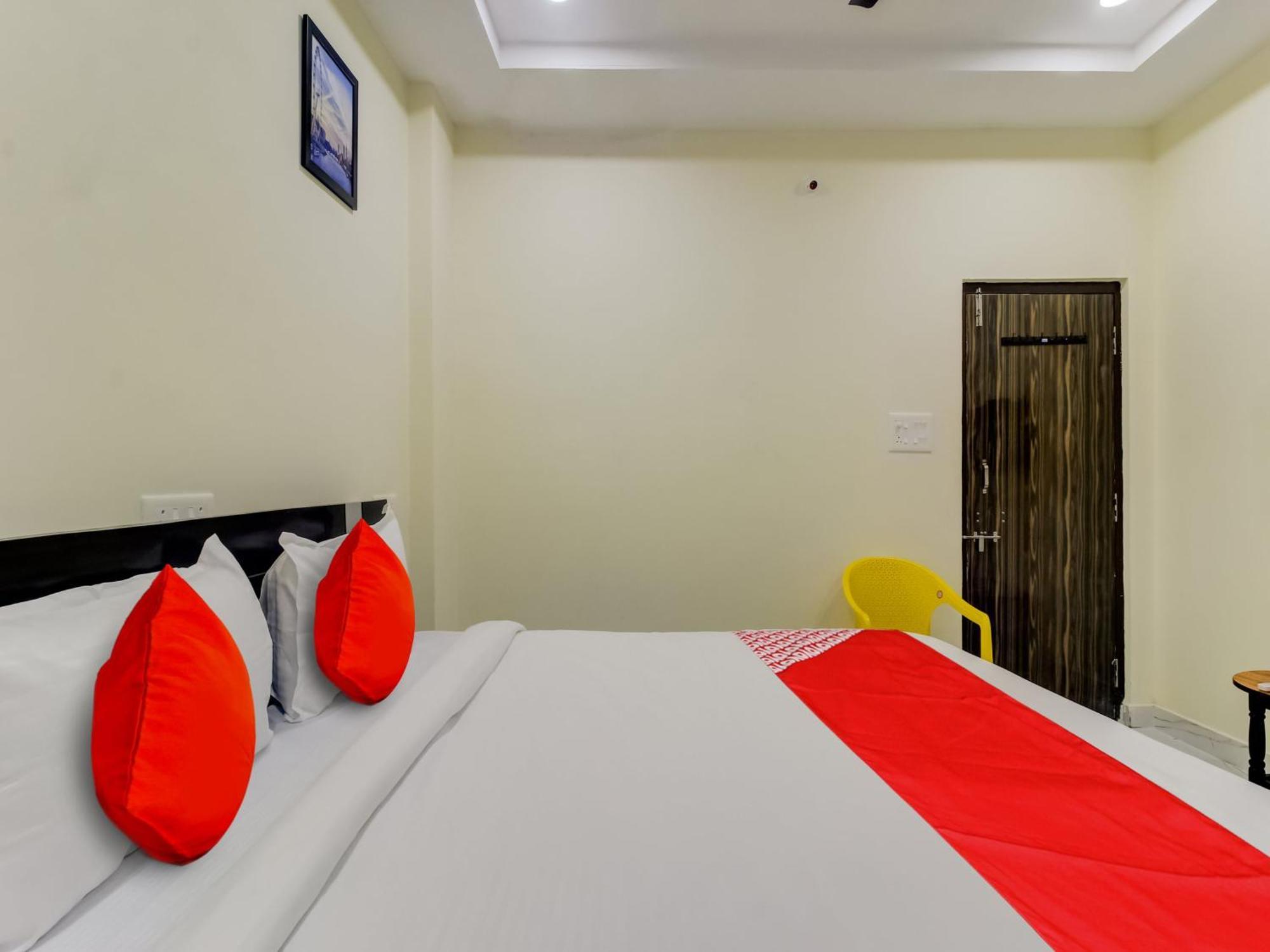 Super Hotel O Sri Nirvana Pride Ibrahimpatan Eksteriør bilde